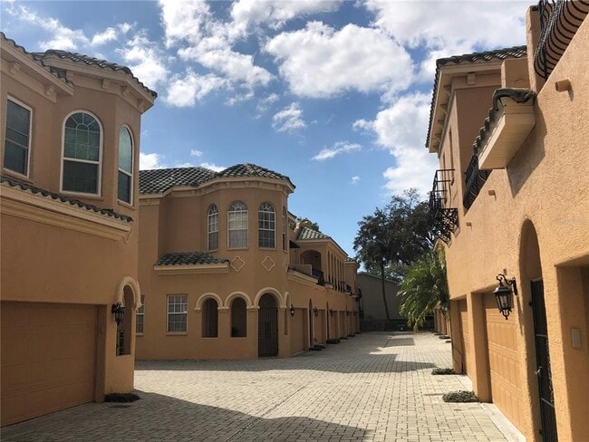 Photo - 2902 Hansen Manor Ln