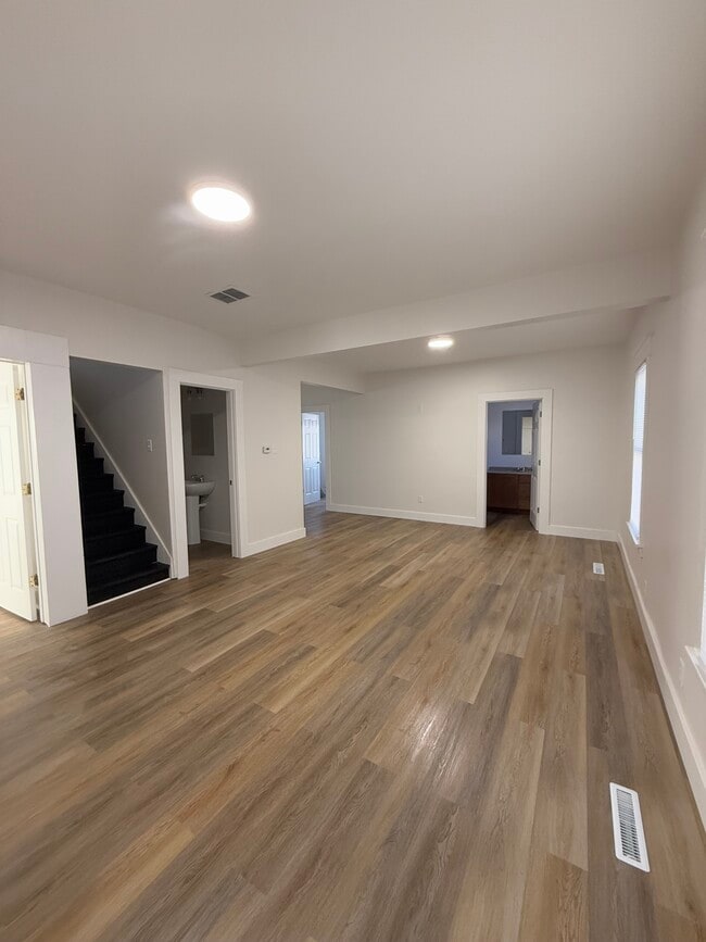 Building Photo - 1023 S 25th St