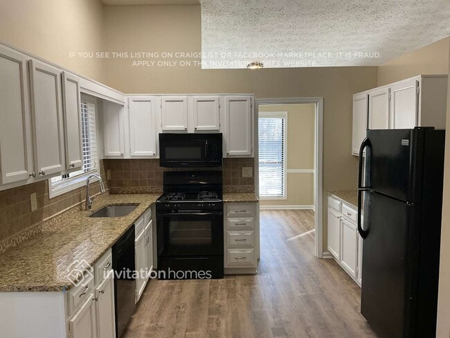 Photo - 504 Brolley Pl