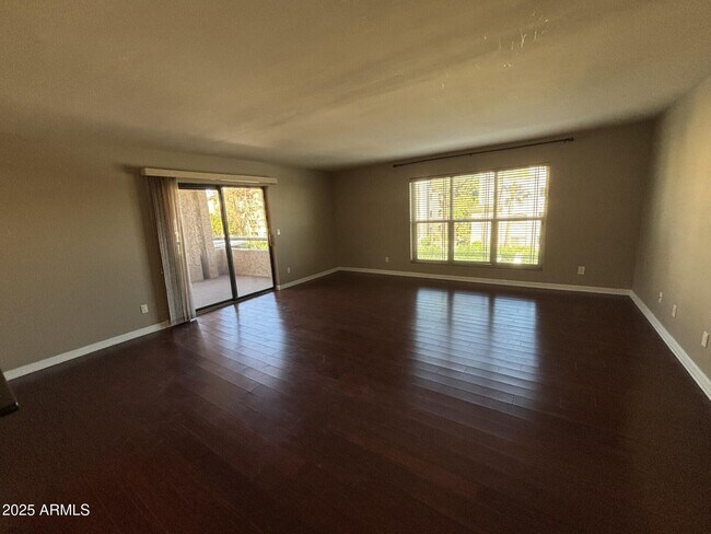 Photo - 5122 N 31st Way Unit 231