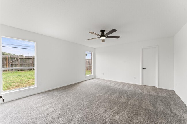 Building Photo - 17527 Hamilwood Dr