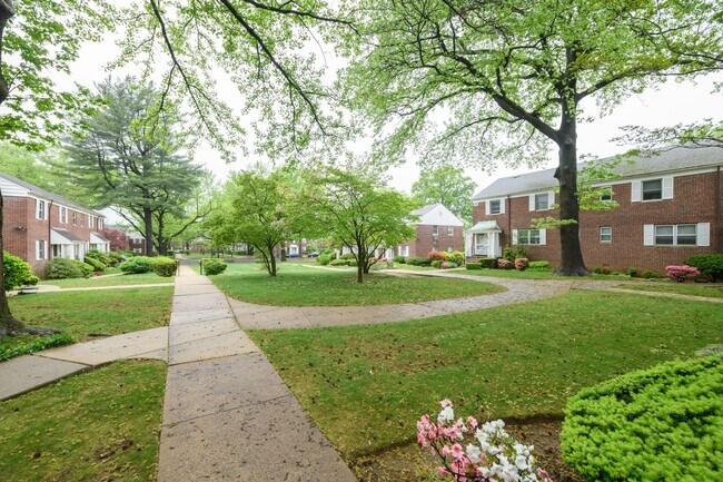 Photo - 66 Manor Dr Unit 609