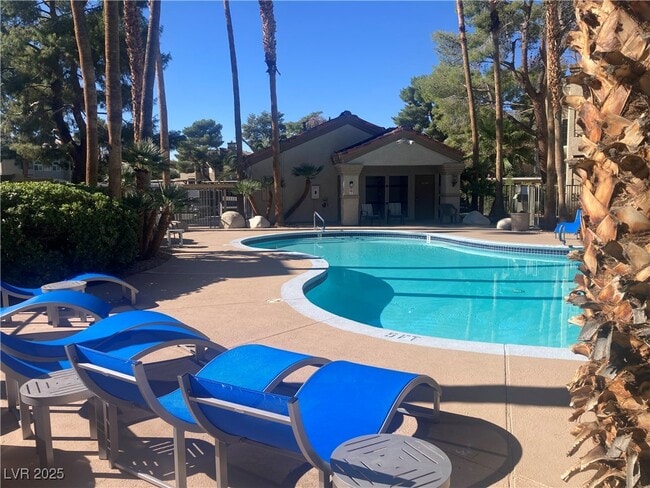 Photo - 3145 E Flamingo Rd Unidad 1054