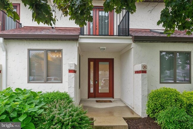 Photo - 28 Queen Mary Ct