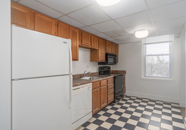 Photo - McCallum Apartments