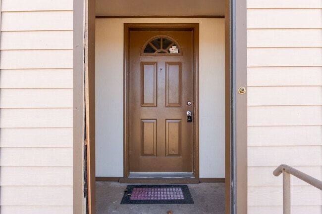 Photo - 1322 NW 100th St