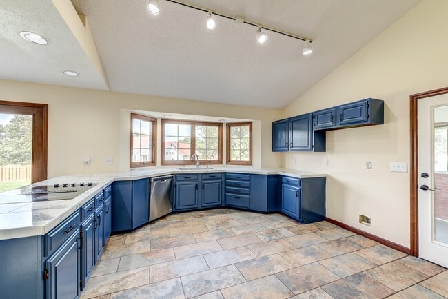 Photo - 15509 Debridge Way