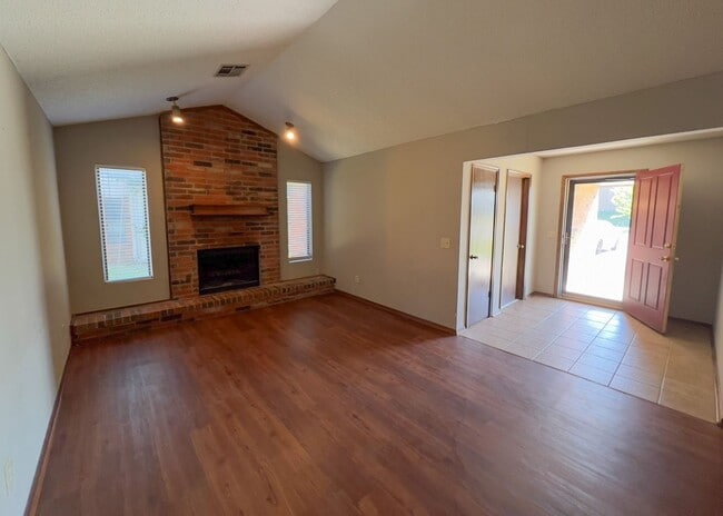 Photo - Sweet Duplex in Edmond!