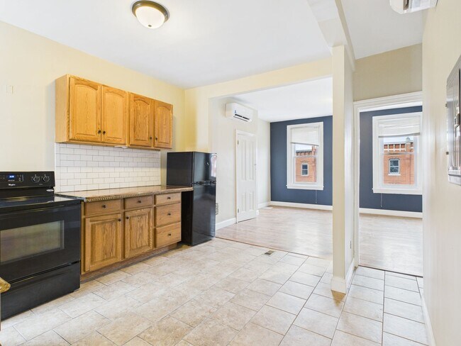 Building Photo - 2914 W Girard Ave Unit 3