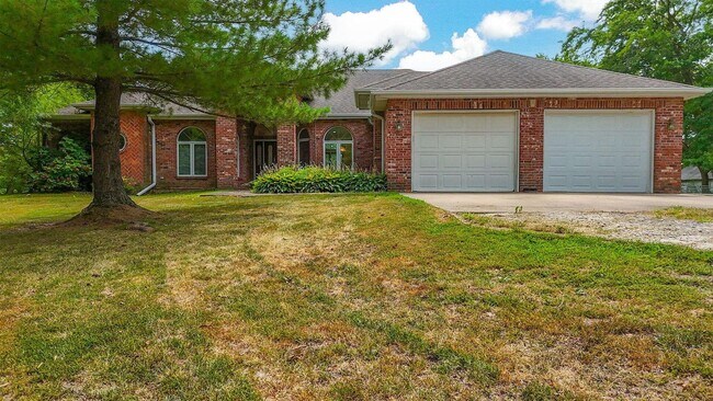 Photo - Private 3BR Brick Home with Scenic View