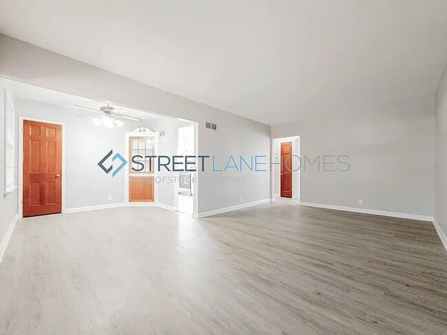 Photo - 9145 Frederick St