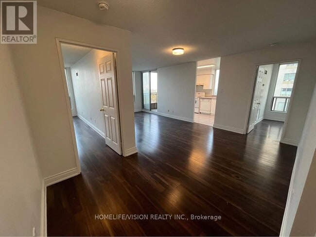Photo - 260 Doris Ave Unit PH105