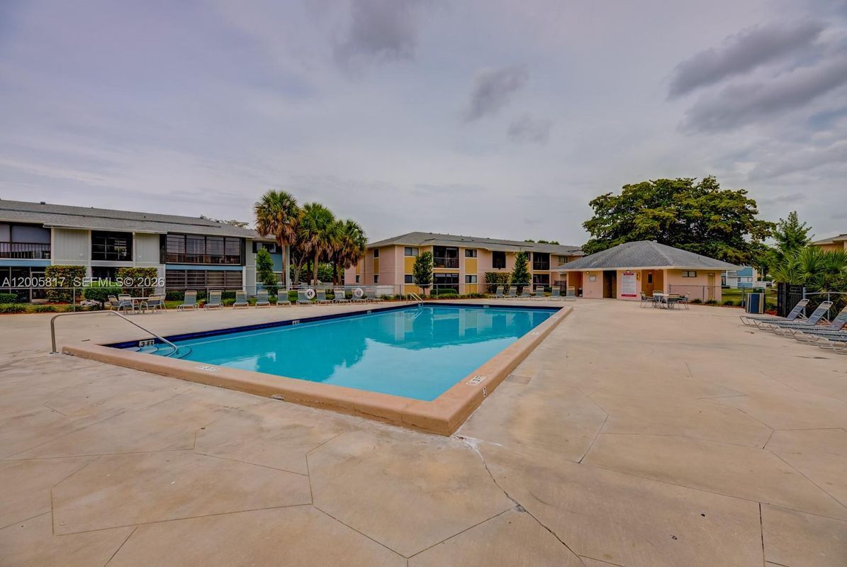 Photo - 9715 Hammocks Blvd Unidad 106