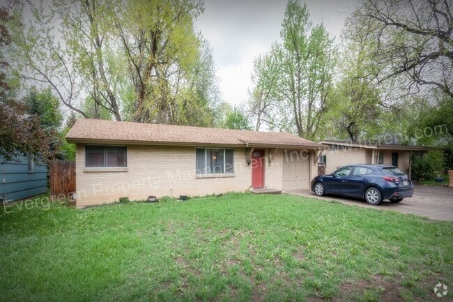 Building Photo - 3-Bedroom House Near City Park!