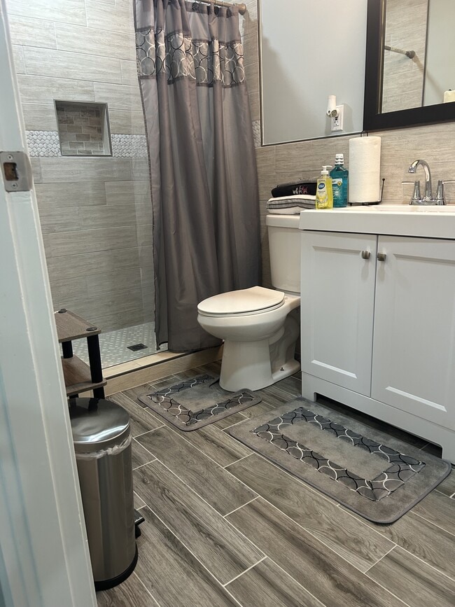 Photo - 8323 Tudor Dr