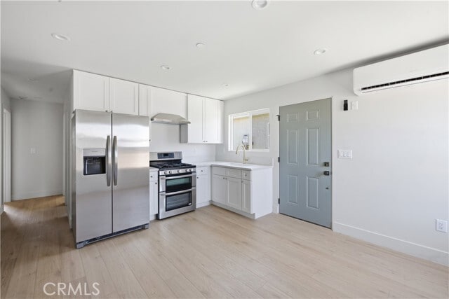 Photo - 2032 W 88th St