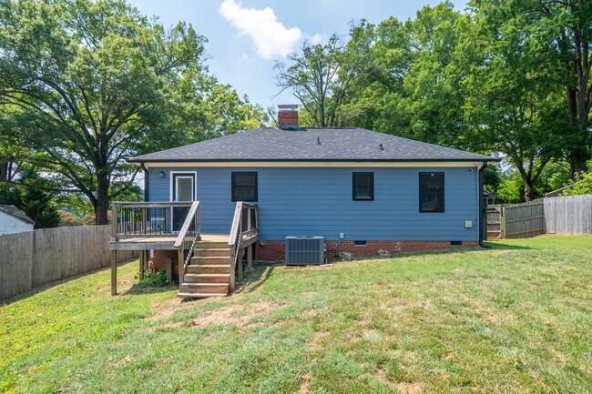 Photo - 2520 Brentwood Pl