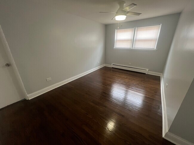 Photo - 6412 S Evans Ave Unit 2