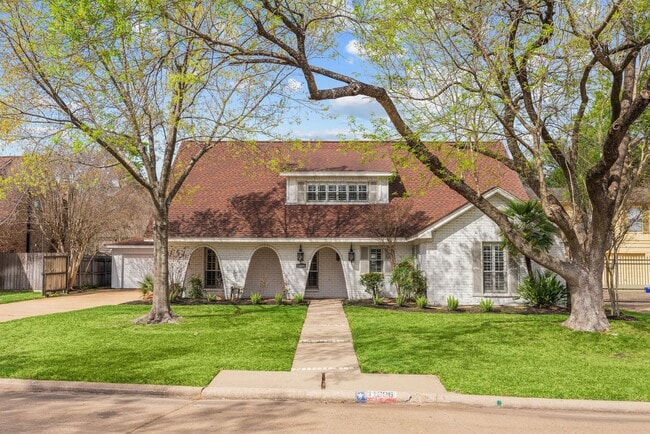 Photo - 11006 Wickersham Ln