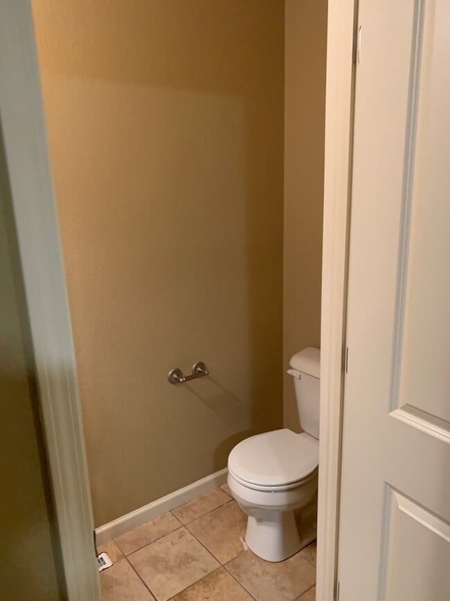 Photo - 1946 Glenbridge Rd