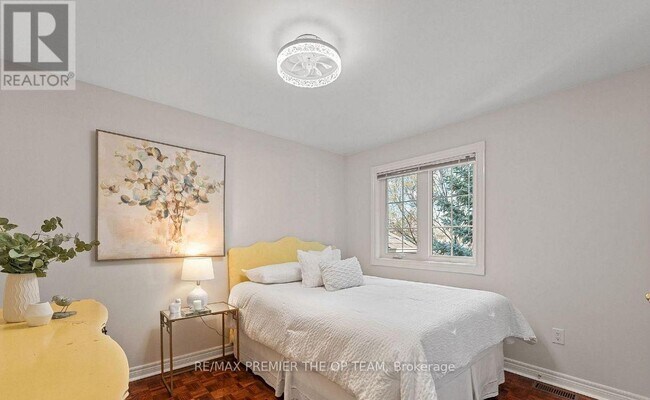 Photo - 58 Calera Crescent