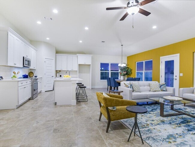 Photo - 9808 Becoming St