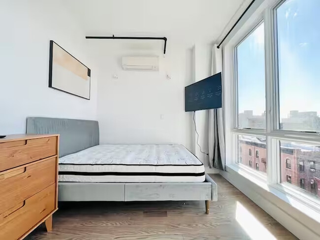 Photo - New HDTV room,  tons of natural light # 323 Unit 6A