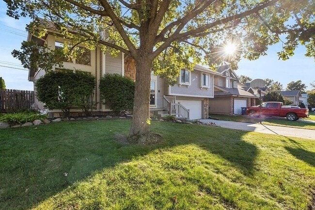 Photo - Exceptional Millard School District Home For Rent