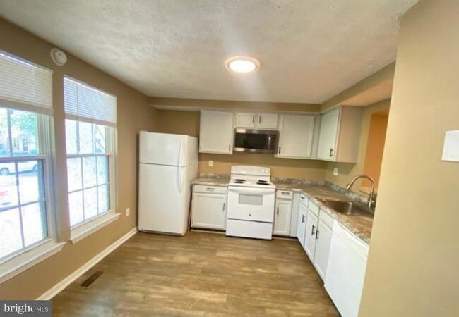 Photo - 14103 Armilla Ct