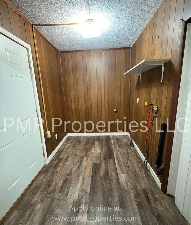 Photo - 2 Bedrooms / 1 Bathroom House