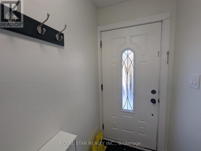 Photo - 44 Winchester Dr