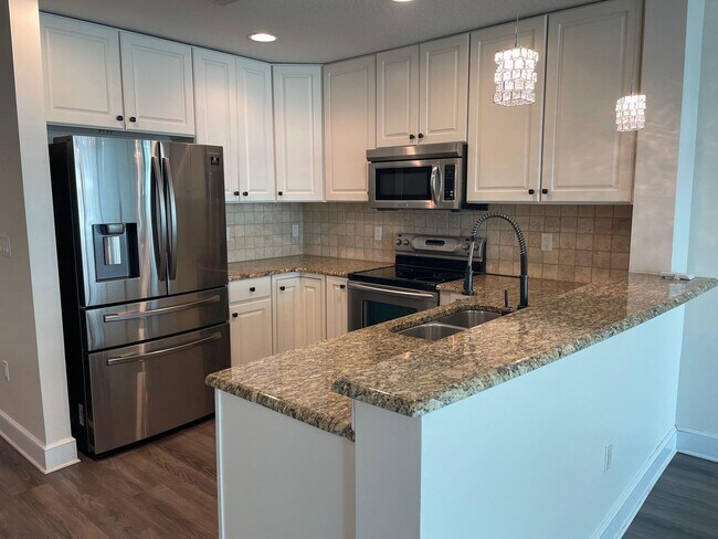 Photo - Beautiful Downtown Condo Unit 820