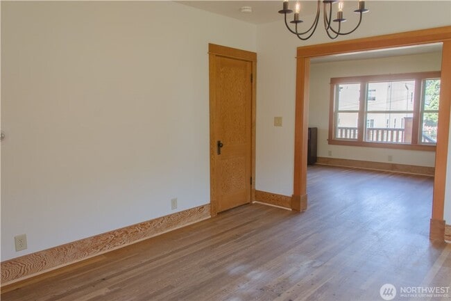 Photo - 4Bd/2Ba Seattle Home