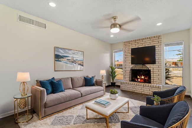 Photo - 2608 Dan Sikes Dr