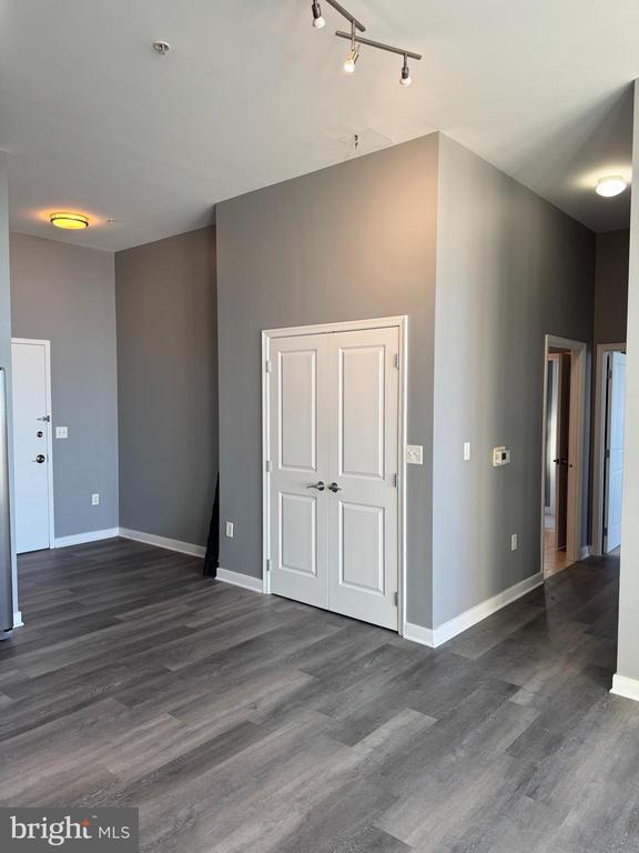 Photo - 157 Fleet St Unit PH14