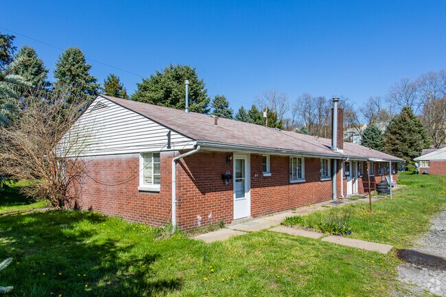 Green Valley Apartments - Green Valley Apartments