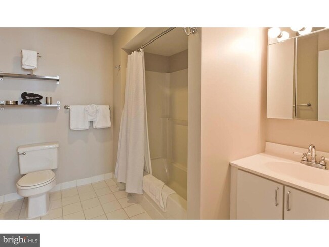 Photo - 201 S 25th St Condo Unit 1B-403