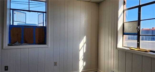 Building Photo - 15 S Main St Unit 3