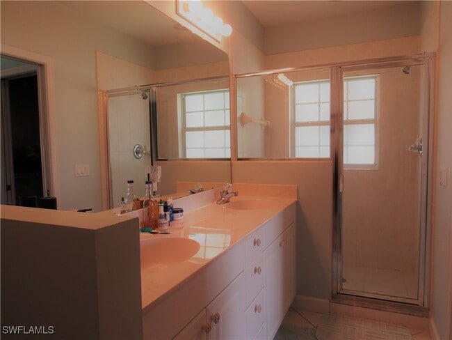 Building Photo - 3015 Horizon Ln Unit 2702