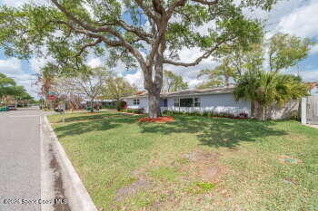 Photo - 490 Park Ave