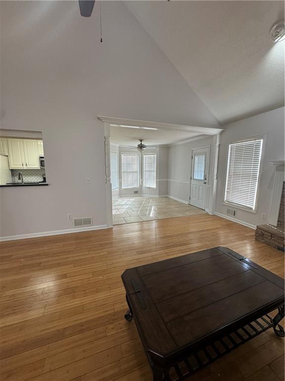 Photo - 1136 Fieldstone Dr