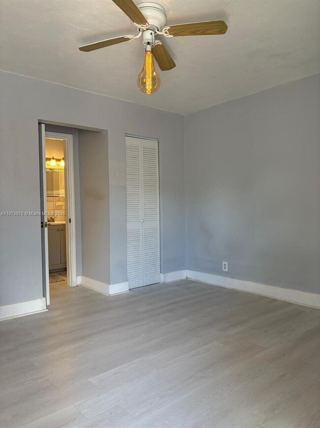 Building Photo - 1101 NE 5th St Unit 1101 Rental