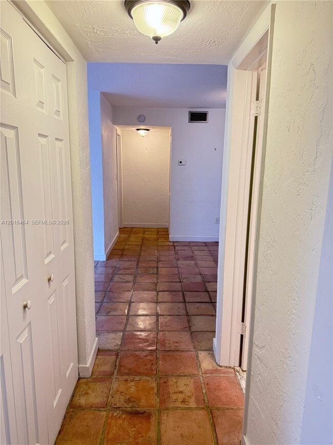 Photo - 1205 Mariposa Ave Unit 301
