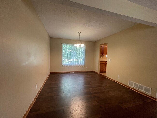 Photo - Large Home for rent in Bellevue