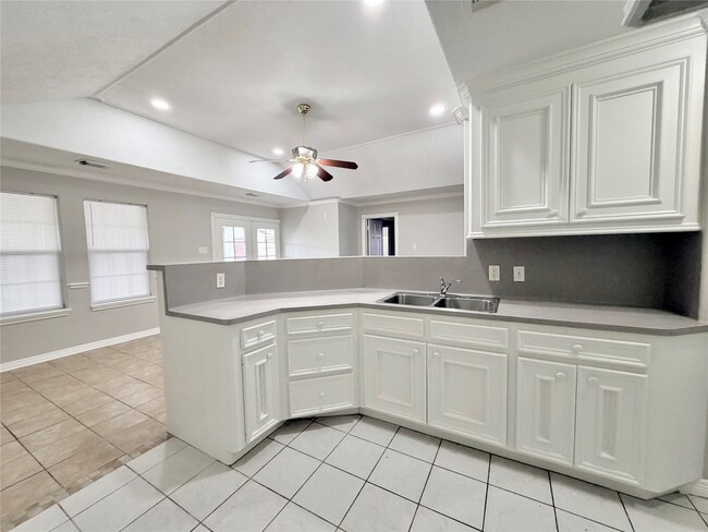 1311 6th St