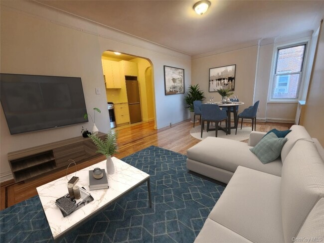 Photo - 42-10 82nd St