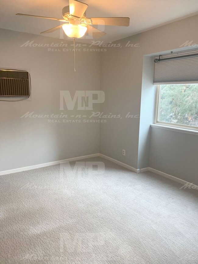 Photo - 2960 W Stuart St Unidad B204