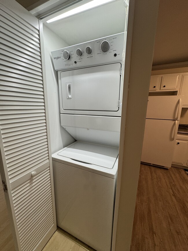 Photo - 1010 Country Club Rd