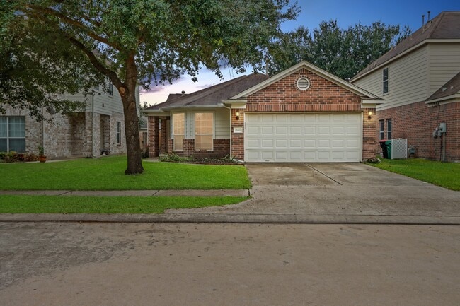 Building Photo - 15511 Fir Woods Ln Rental