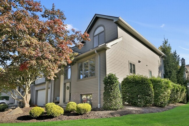 Photo - 714 Holly Ct Unidad # 714